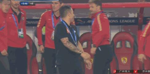 世界足坛十大足球巨星,世界足坛十大球星