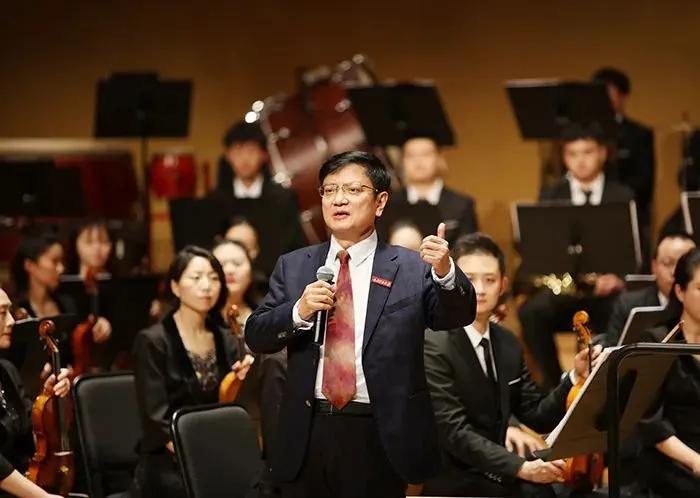 强哥讲给你，教育的未来是什么