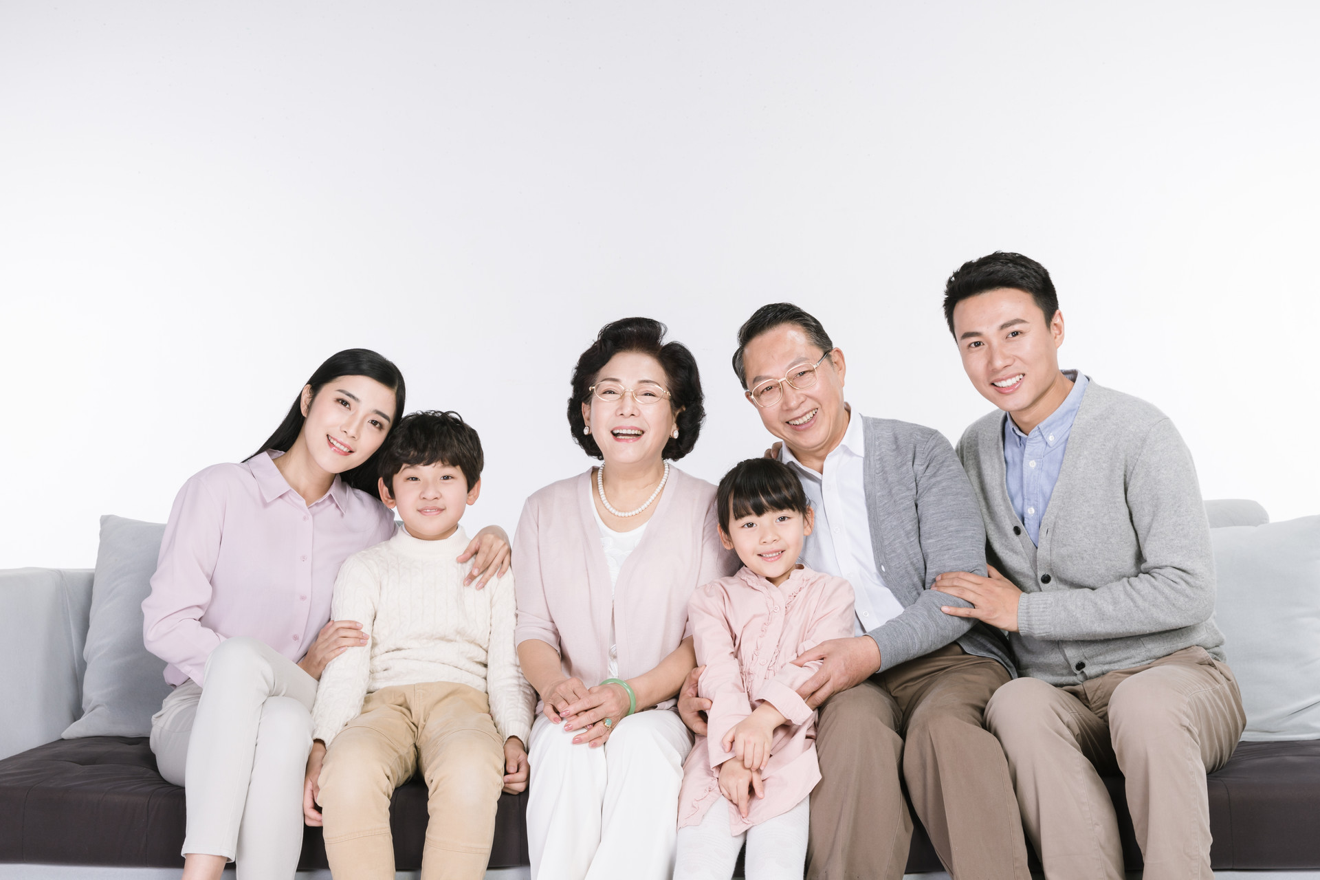 爸爸姓汤妈妈姓什么好,爸爸姓汤妈妈姓张起名字