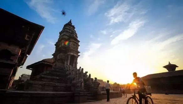 最美边境公路自驾游攻略,国内最美沿海公路自驾游