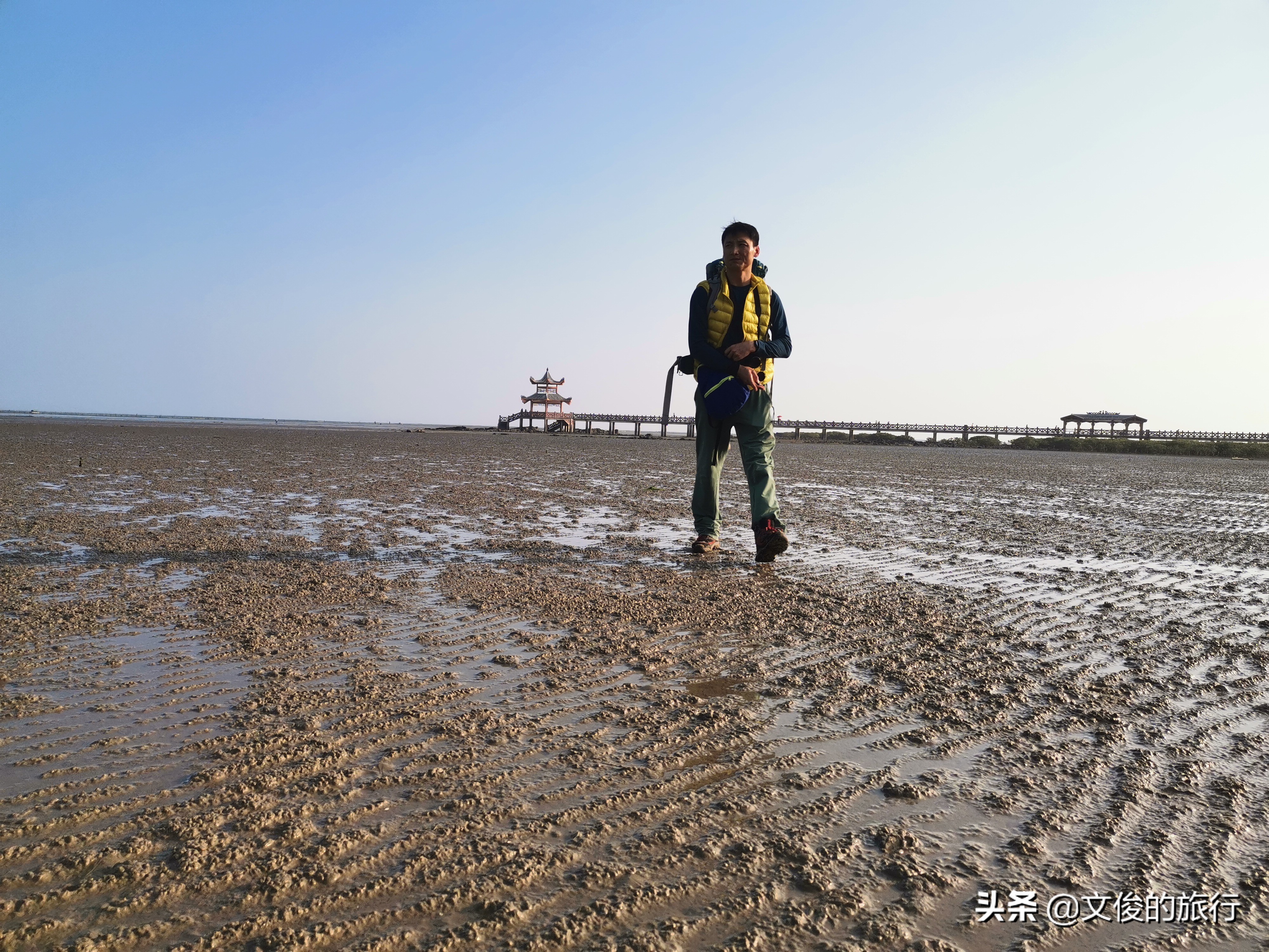 从防城港到东兴金滩需要多久时间,去防城港的簕山古渔村