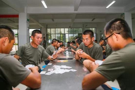 直击！第71集团军防空劲旅海上战斗誓言！