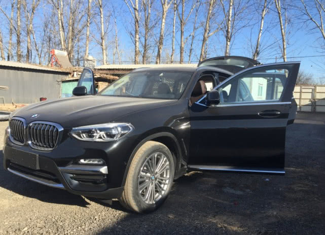 宝马x3试驾感受卖多少钱,宝马x32022款25i试驾视频