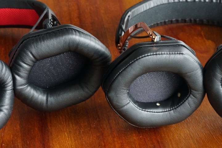 美国头戴式蓝牙耳机,可戴头盔的头戴式蓝牙耳机