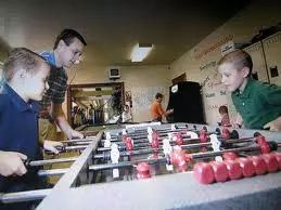 美国生17个孩子的夫妻,美国夫妇生了60多个孩子