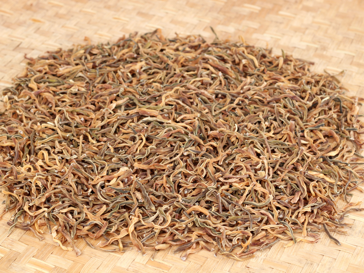 青菜晒干下饭菜,蔬菜焯水晾晒做成下饭菜