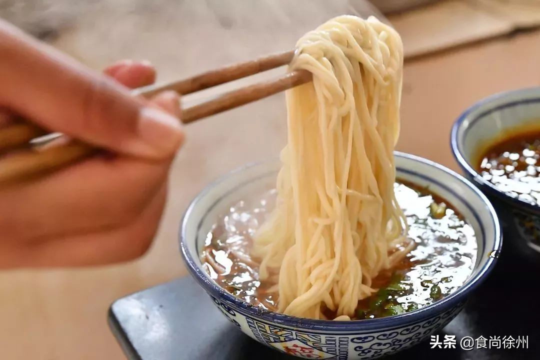 邳州碾庄特色擀面皮,推荐邳州好吃擀面皮