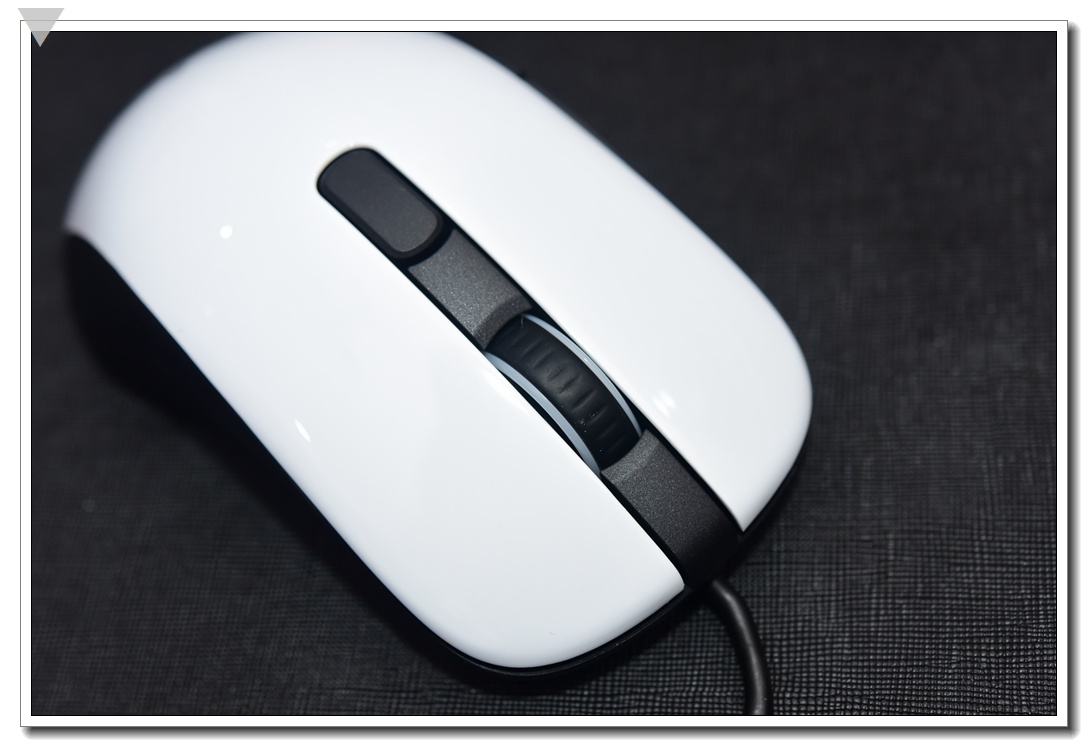 入门电竞精品—赛壑Rival106评测