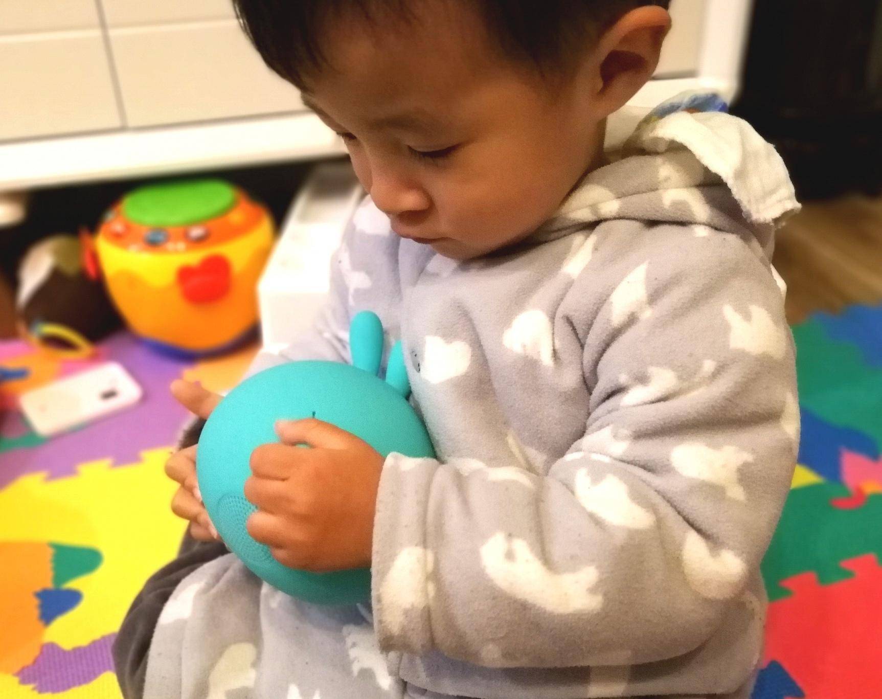 小兔子乖又乖——小寻AI早教故事机开箱体验