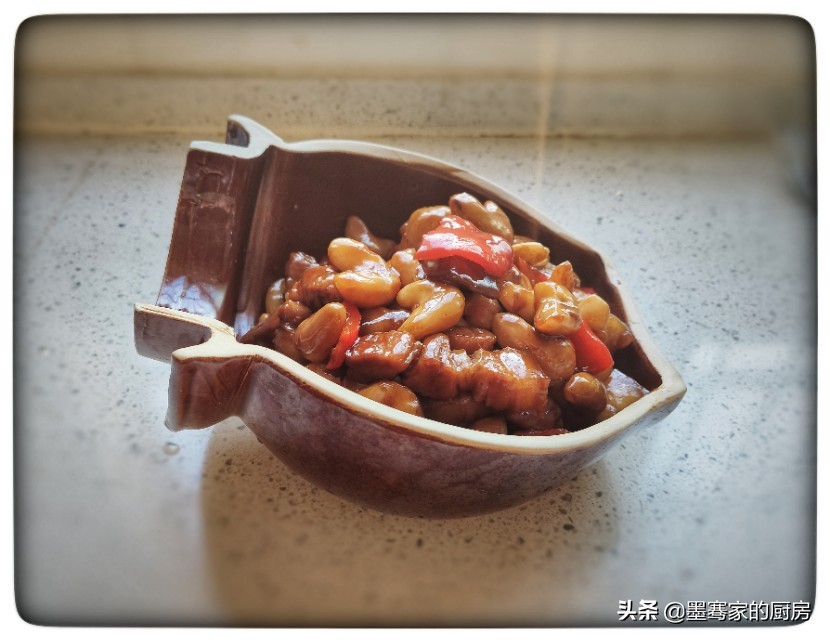 菱角米焖肉末,嫩菱角烧肉的最佳吃法和做法