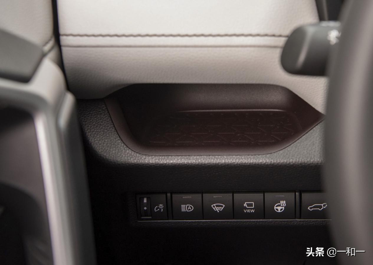 丰田rav42019口碑最好的车,2023款丰田rav4荣放热销款测评