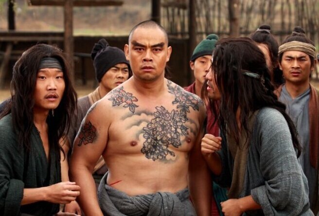 水浒传最会做人做事的是谁,水浒传里最有城府的人是谁