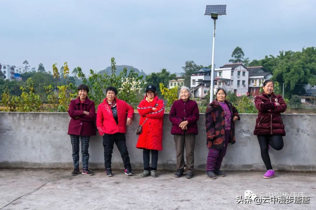 行走的风景岳池,行走的“风景”
