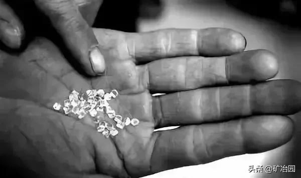 锆石和钻石一眼就能看得出来吗,锆石和钻石肉眼能看出来吗