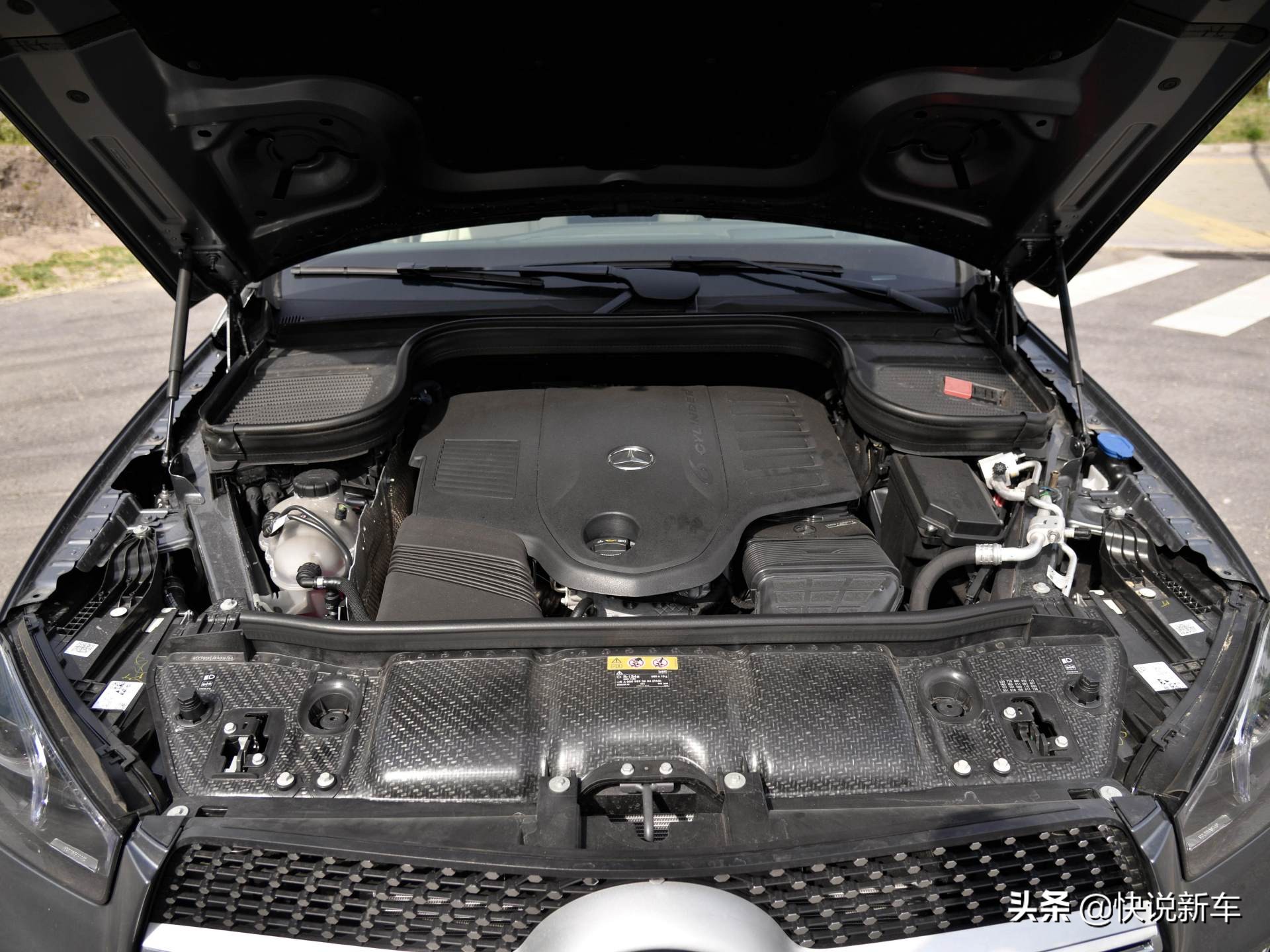 进口品牌豪华6缸4驱中型suv,豪华运动车型suv排行榜前十名