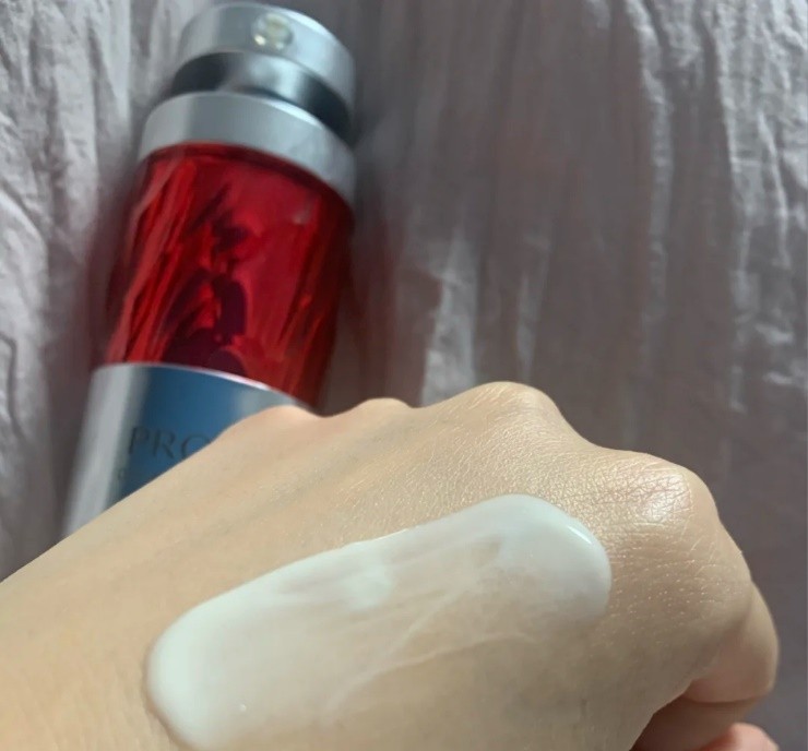 雅诗兰黛精华和雅顿粉胶先用哪个,雅顿和雅诗兰黛精华测评