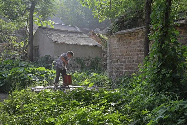 我们的老屋全部视频,我们家的老房子视频