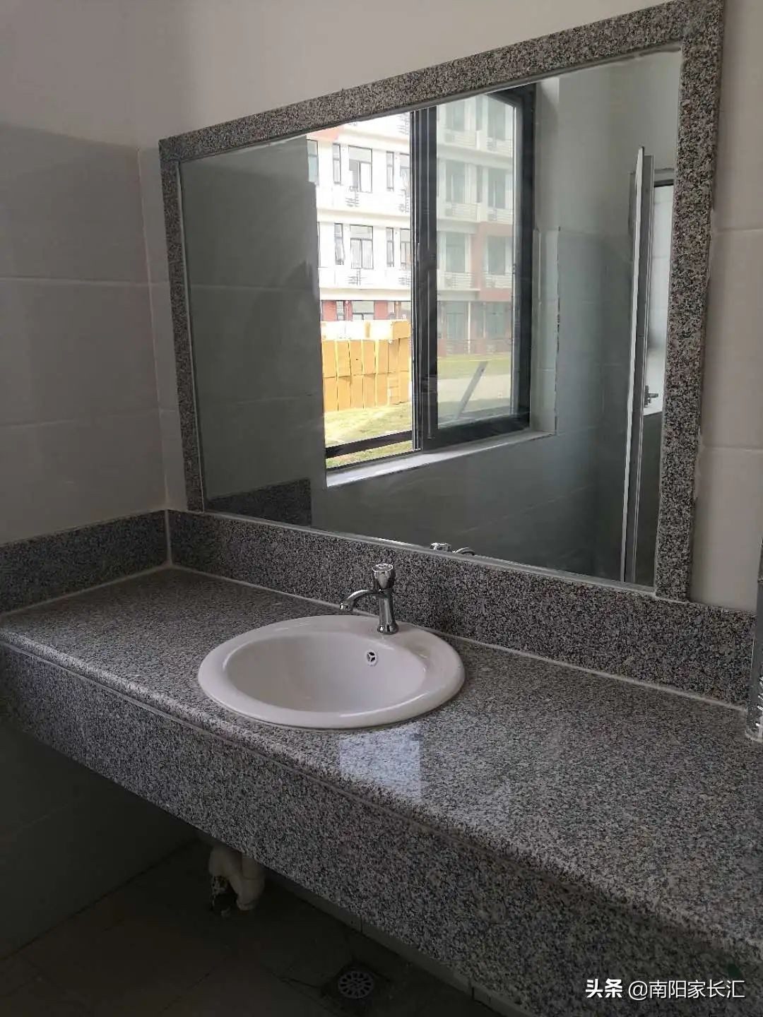 南阳五中搬去第八完全学校么,南阳五中完全学校