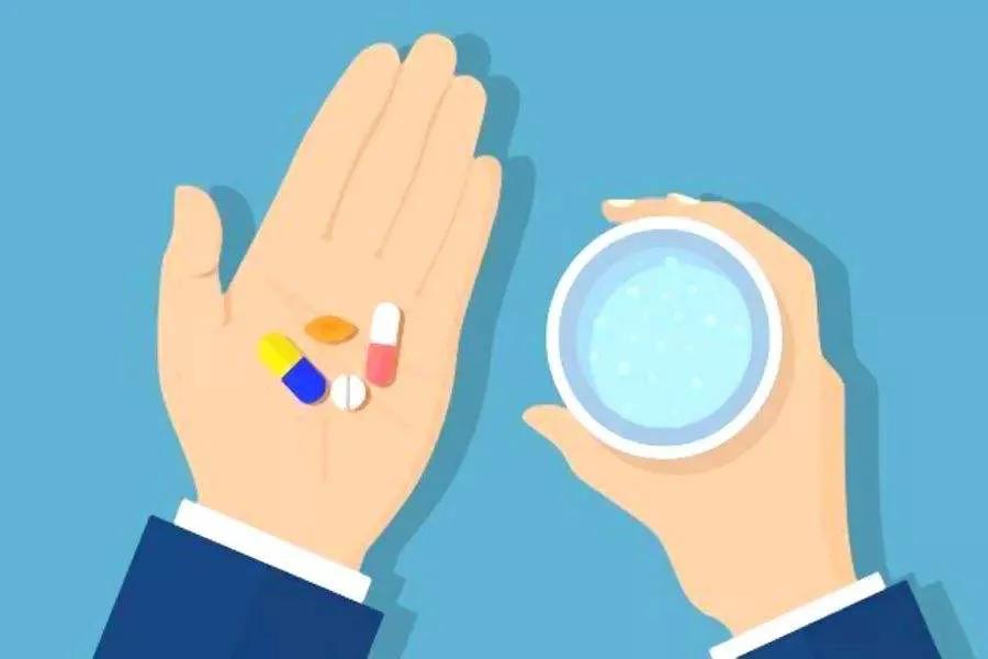 吃强的松忌口什么食物,长久吃强的松有什么影响