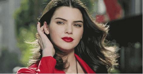 名牌香水动辄上千，「*宗罪七**香水」一套七瓶，实力演绎“七个我”