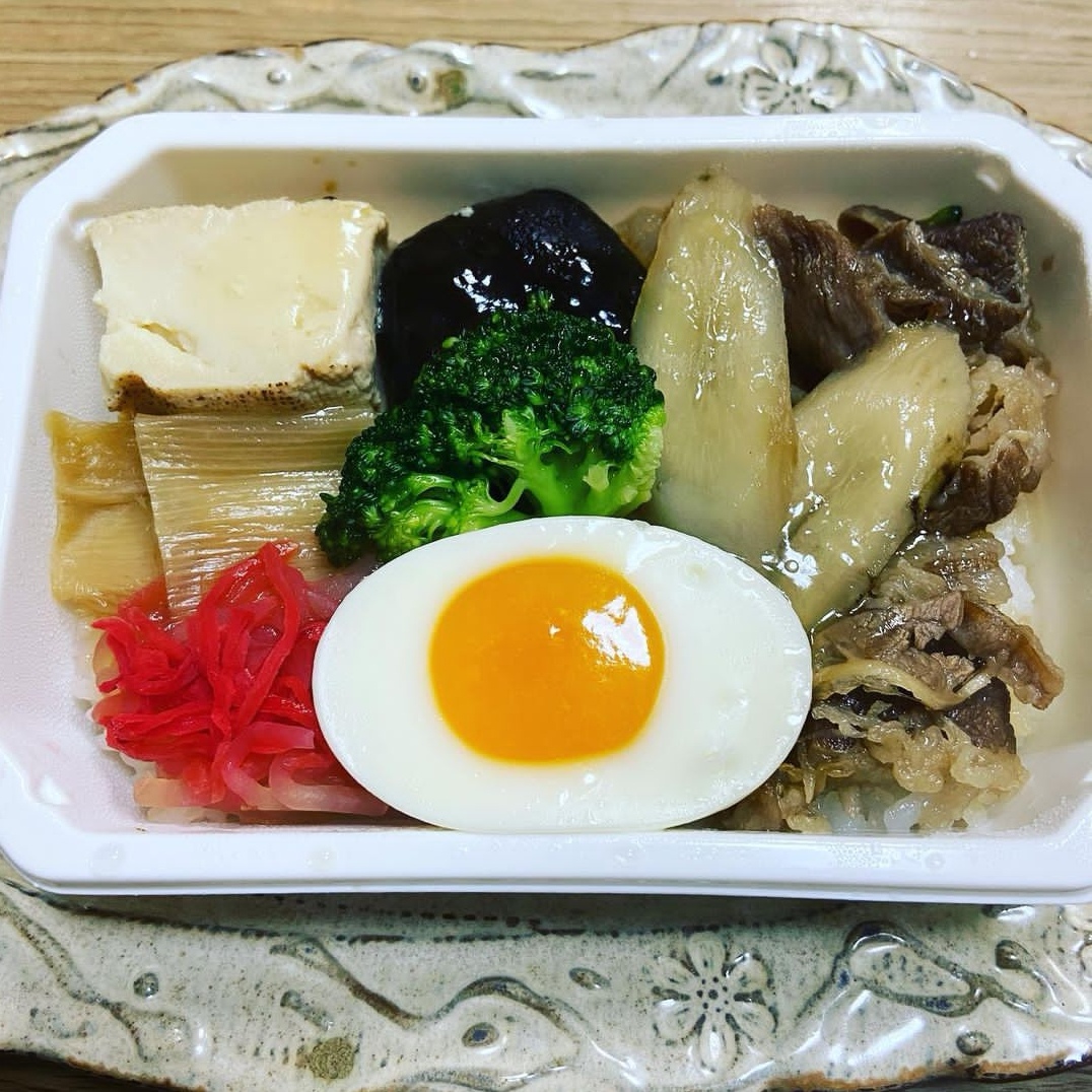 日本航空飞机餐免费吗,日本飞机盒饭