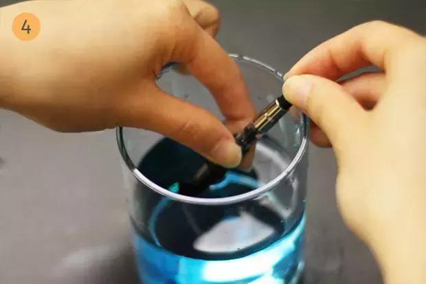 钢笔保养小技巧之怎样清洗钢笔,要换墨的时候怎么清洗钢笔