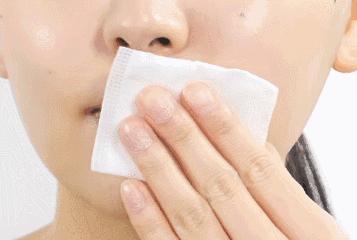 嘴唇干裂爆皮治疗的视频,嘴唇干裂爆皮用什么药