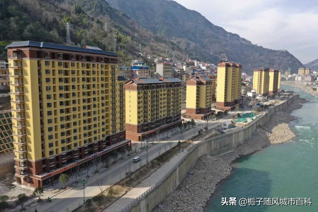 怒江一级客运站,怒江大峡谷高铁站