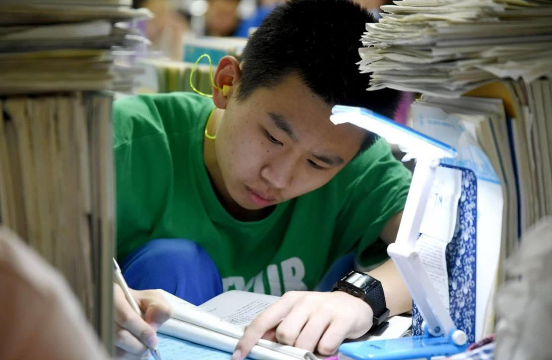 学生“走单招”上大学，是机遇还是陷阱，资深班主任：需权衡利弊