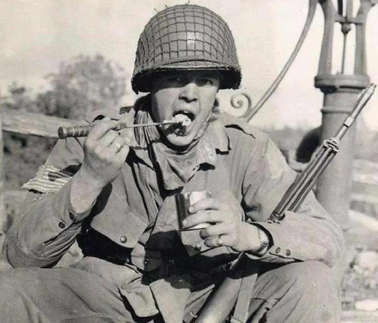 是什么保证美军在远离美国本土还能好吃好喝？二战美军有多壕？