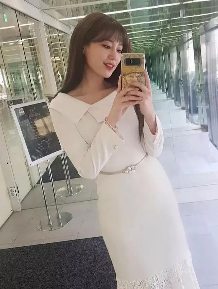 孔孝真同款衬衫豹纹绿色,孔孝真穿搭都是什么品牌