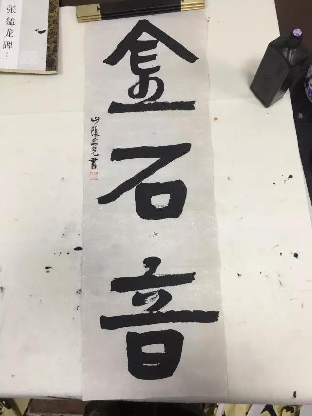 铜臭,铜臭味是摆脱不了的