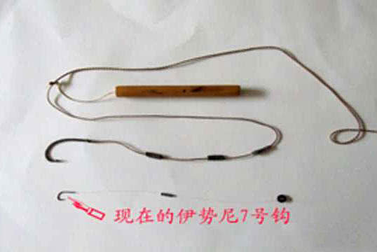 以前的钓鱼装备vs现在的钓鱼装备,几十年前的鱼竿