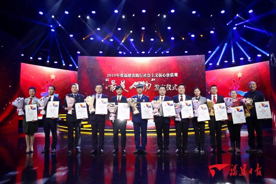 不负韶华温暖同行,不负韶华不负自己所有的美好