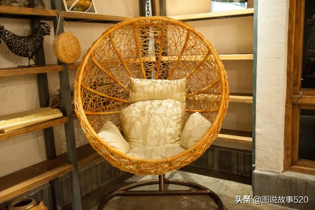 酒店房间床尾摆一长凳是什么意思,酒店床尾放条长凳