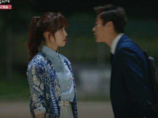 怦然心动恋爱的瞬间,还记得曾经的怦然心动吗