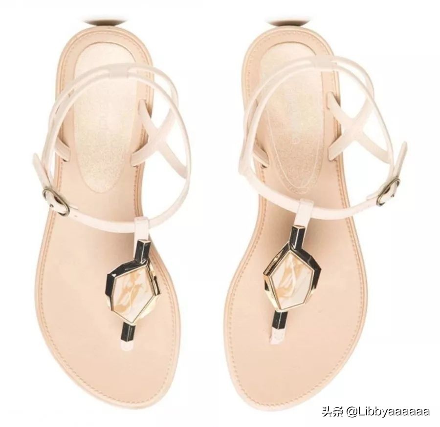 好物分享宝宝学步凉鞋,入手一双又软又舒服的凉鞋