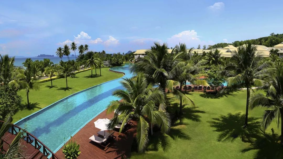 普吉岛较好的酒店排名前十名,普吉岛旅游酒店价格