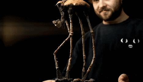 切碎可爱玩具再拼成鬼畜缝合怪，国外手工圈魔改创意大赛惊艳网友