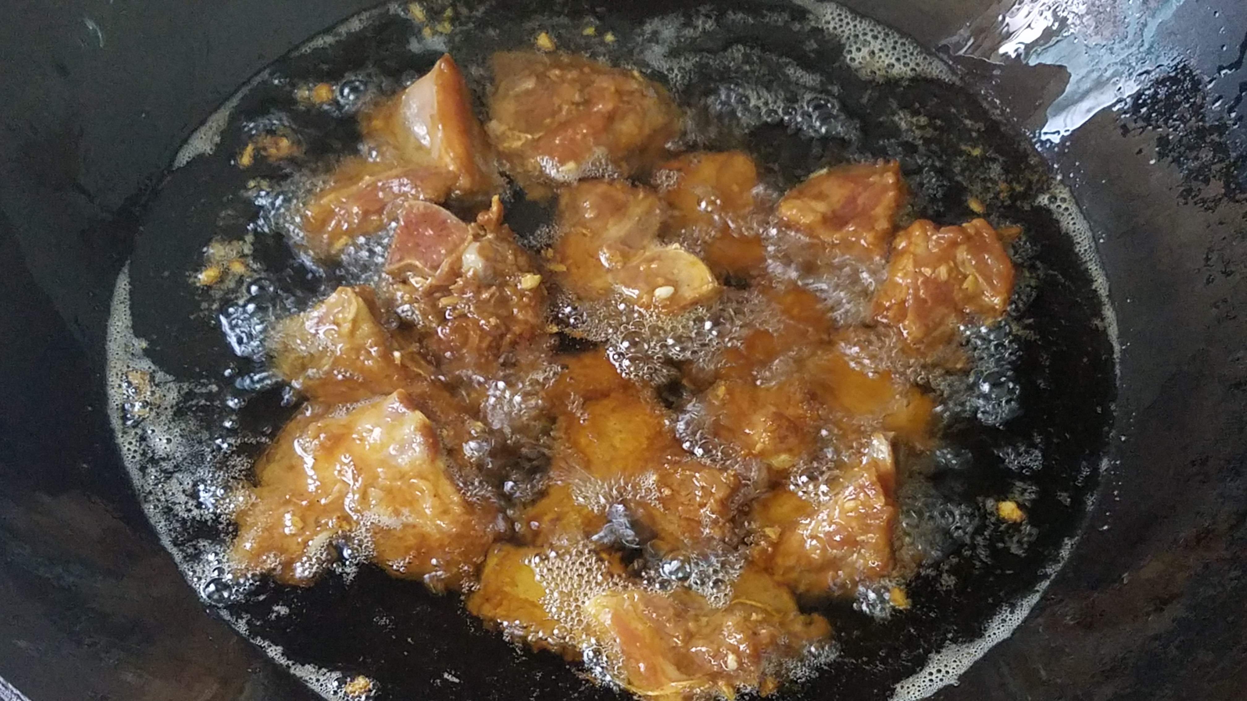 大锅菜椒盐排骨正宗做法,懒人菜椒盐排骨