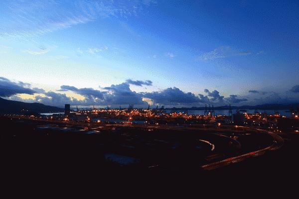 囊中羞涩去不了远方,囊中羞涩无法远行