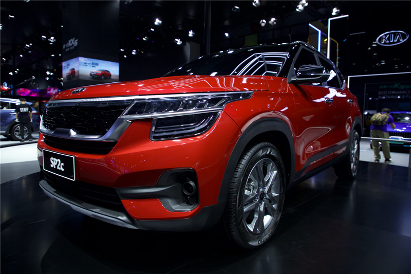 全新一代K3插电混动、SP2c,东风悦达起亚的阵仗有点大丨成都车展