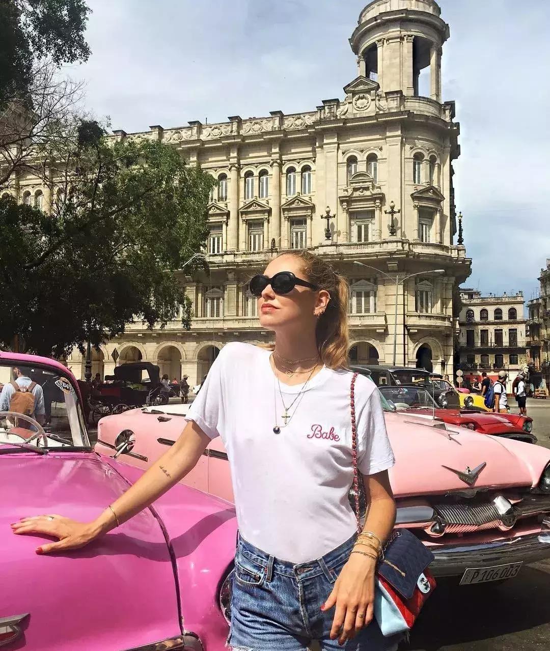 从法律系学生到宇宙时尚博主，Chiara做了些什么？