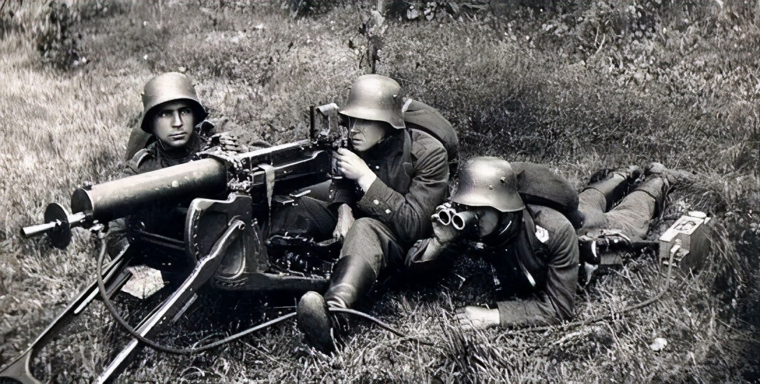 马克沁机枪出现终结了骑兵时代吗,马克沁机枪真的终结了骑兵时代吗