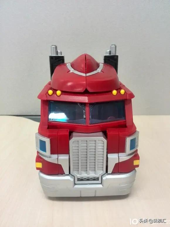 擎天柱电影版ls03玩具,03岁的玩具