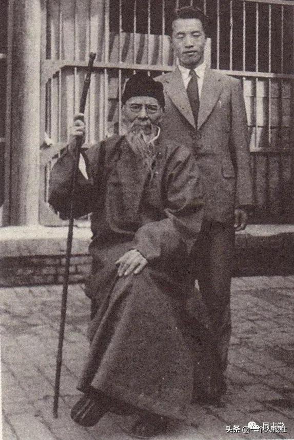 齐白石重上陶然亭望西山,齐白石尽日空蒙雾未收