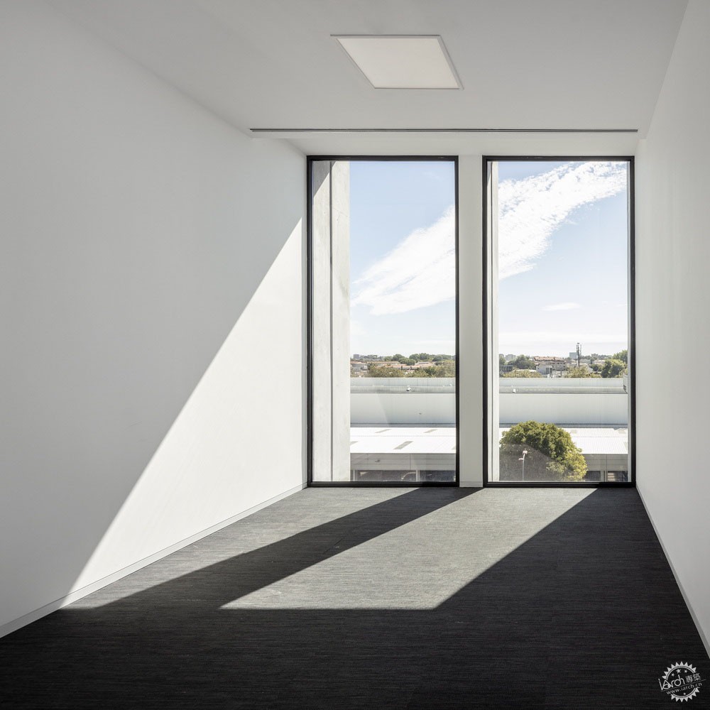 现代建筑古典主义,建筑古典主义