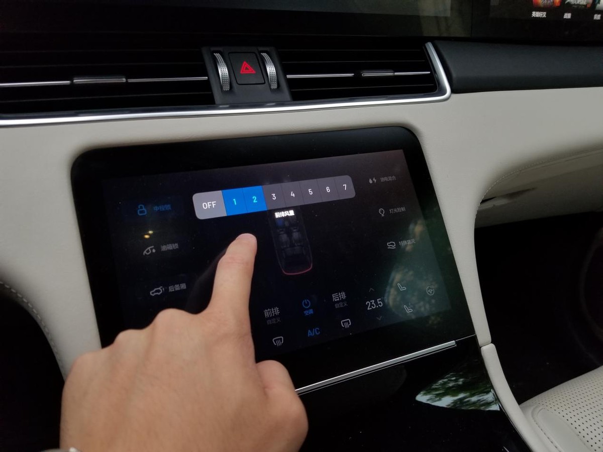 理想ONE究竟是一辆怎么样的车？详细体验在这里