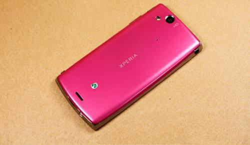 索尼一款背面弧形手机,索尼漂亮的磁带机