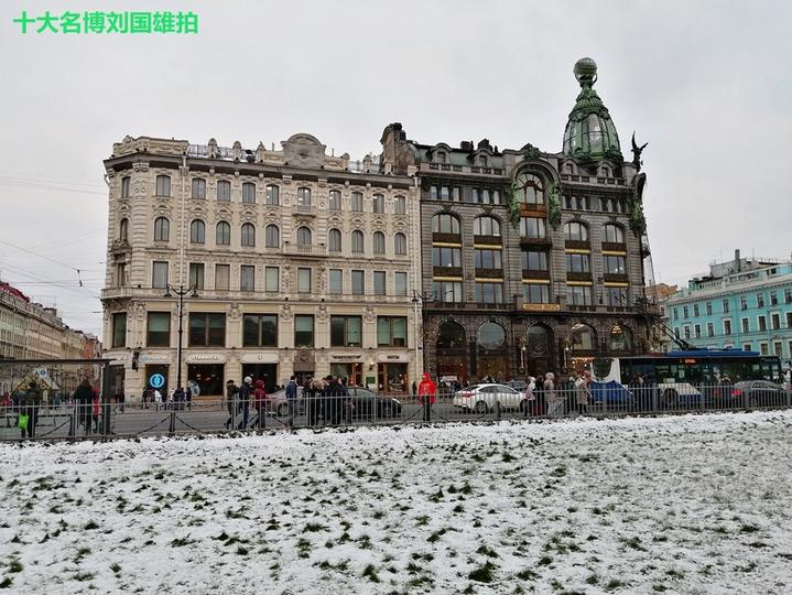 领略俄罗斯涅瓦河异域风情,俄罗斯圣彼得堡的涅瓦大街